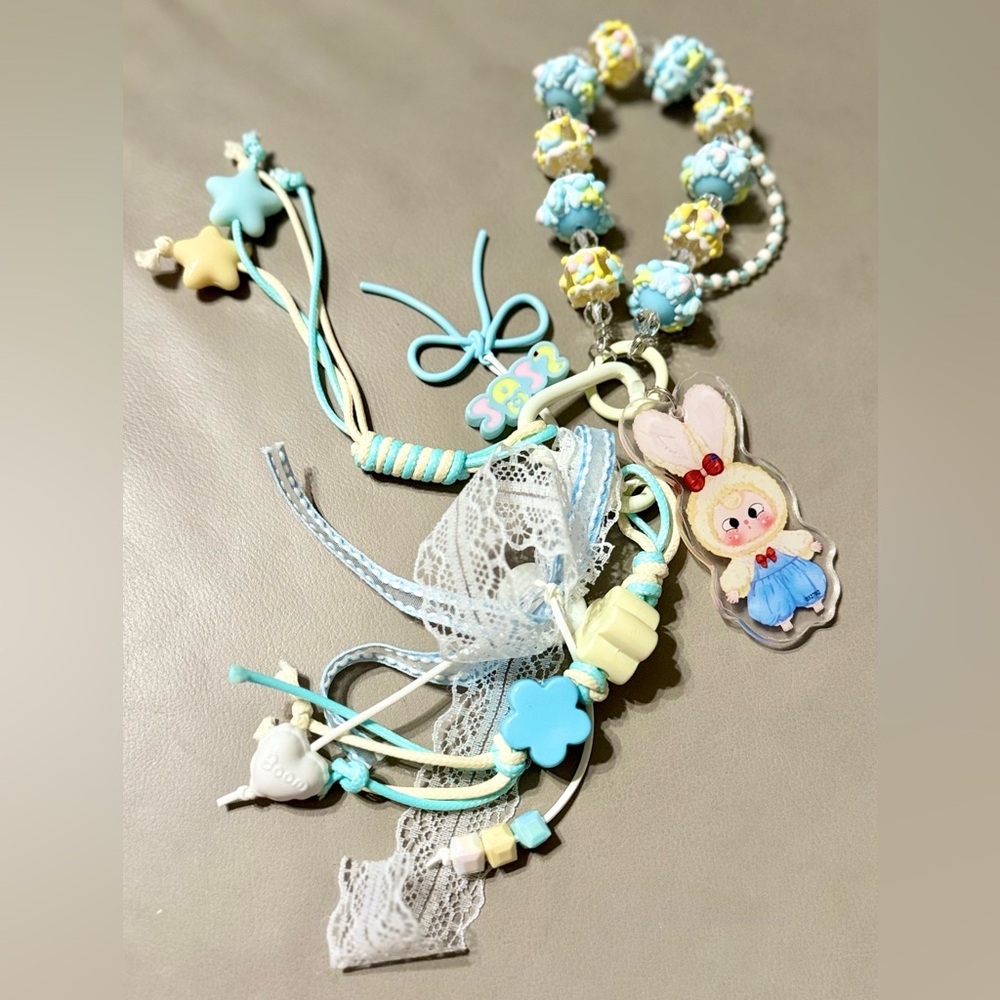 Baby Three Bunny Keychain by Cureplaneta official NWOT